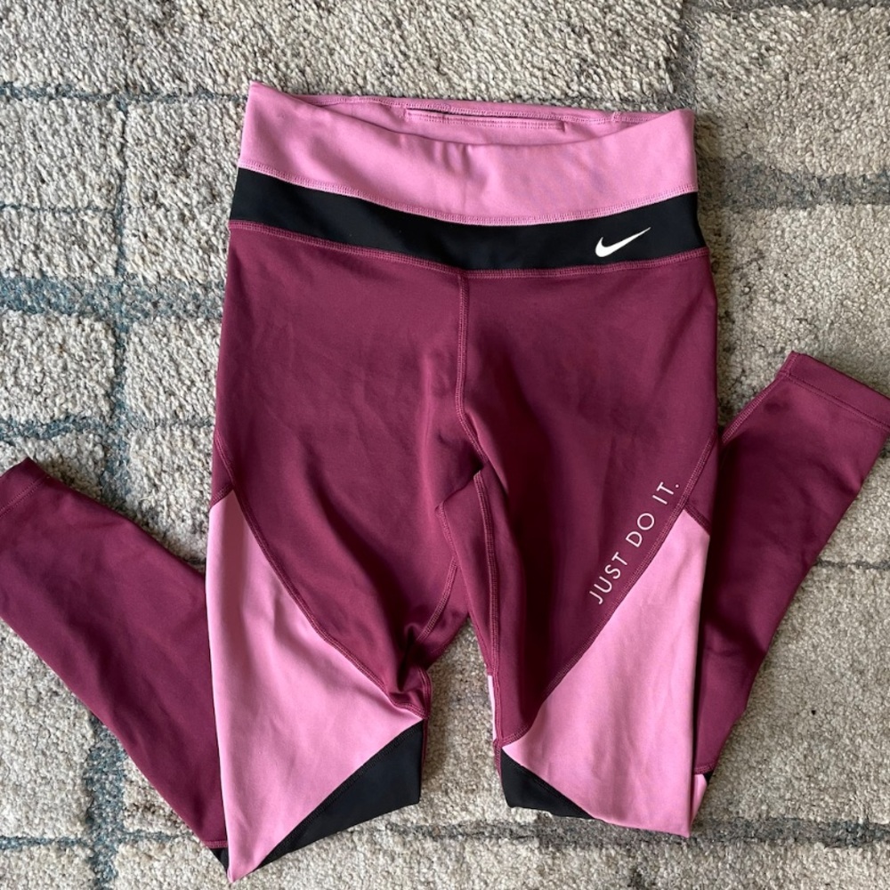 Nike Burgundy Pink Leggings